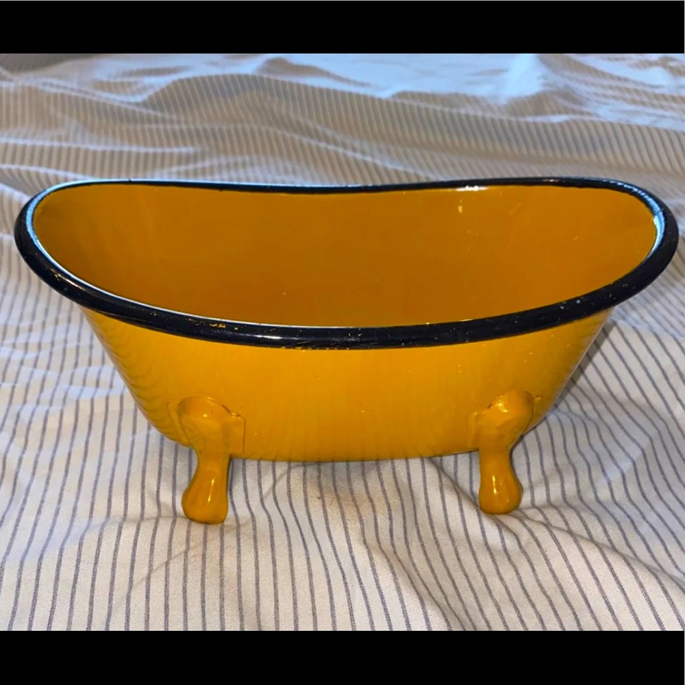 Orange Bathtub (Decor)